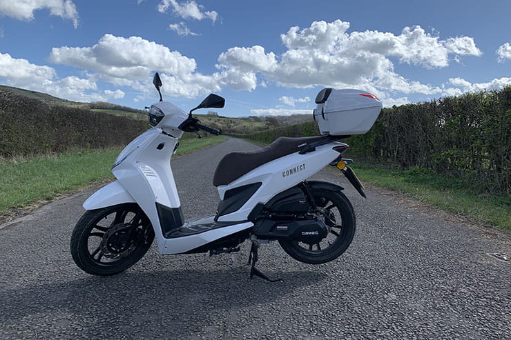 Sinnis Connect 125 Scooter 2022 Review Price Spec_15