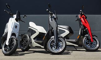 Zapp i300 electric scooter debuts at Goodwood_thumb