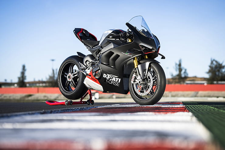 Ducati Panigale V4 SP2 2022 Review Price Spec_41