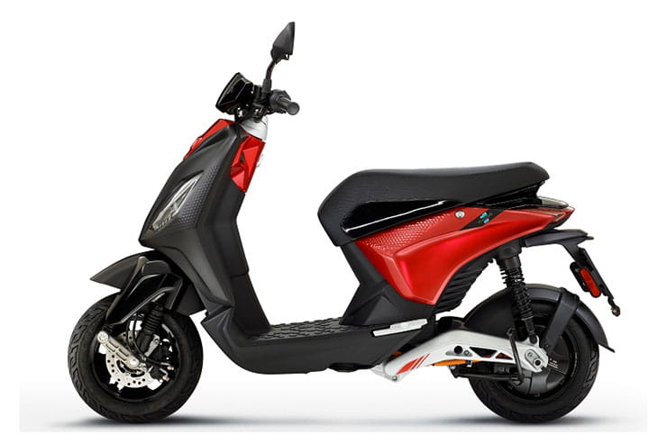 Best A1 Electric Scooters Mopeds Commuters_09