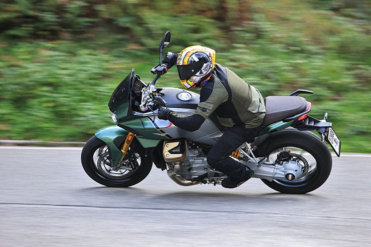 2022 Moto Guzzi V100 Mandello Review Price Spec_53