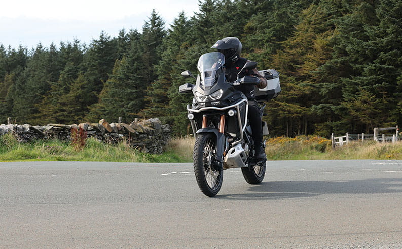 Motorcycle Island - Best roads on Isle of Man IOM_01