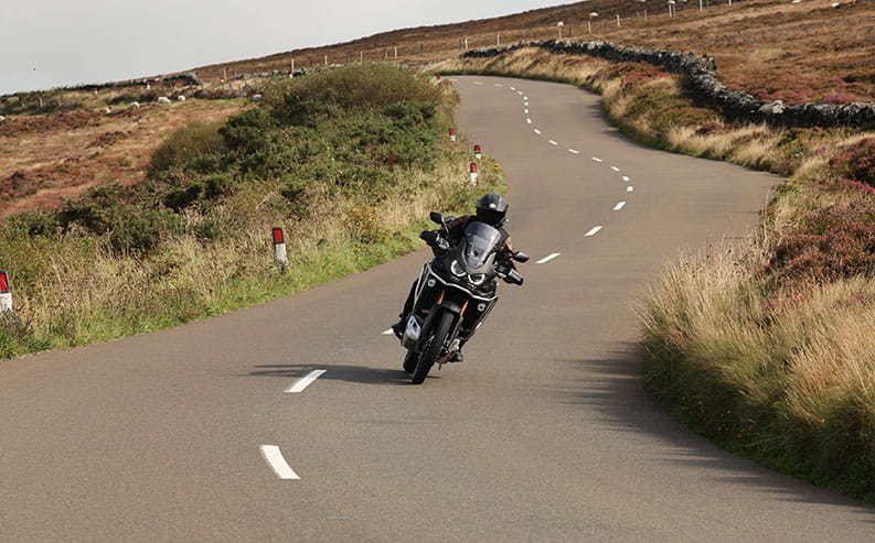 Motorcycle Island - Best roads on Isle of Man IOM_03