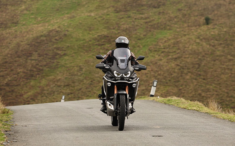 Motorcycle Island - Best roads on Isle of Man IOM_17