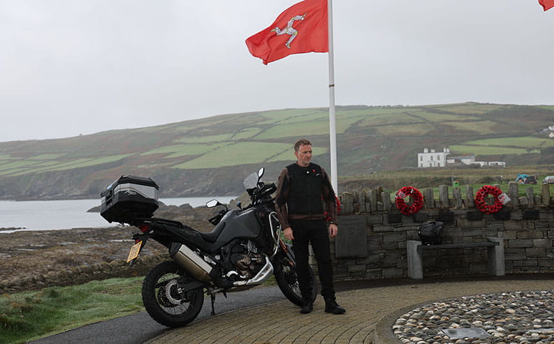 Motorcycle Island - Best roads on Isle of Man IOM_31