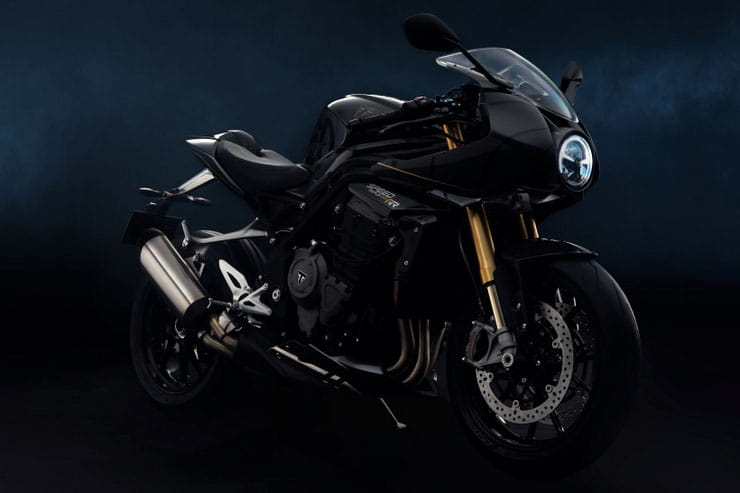 Special edition Bond themed Triumph Speed Triple 1200 RR_01