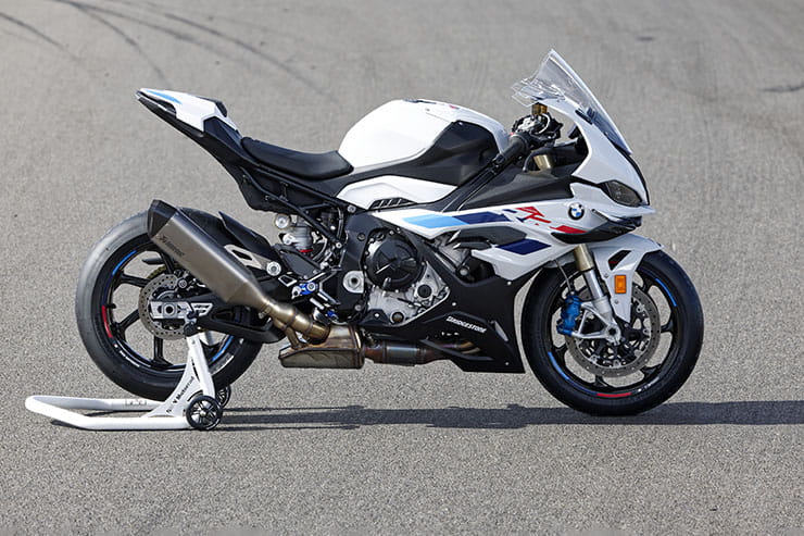 2023 BMW S1000RR Review Price Spec_15