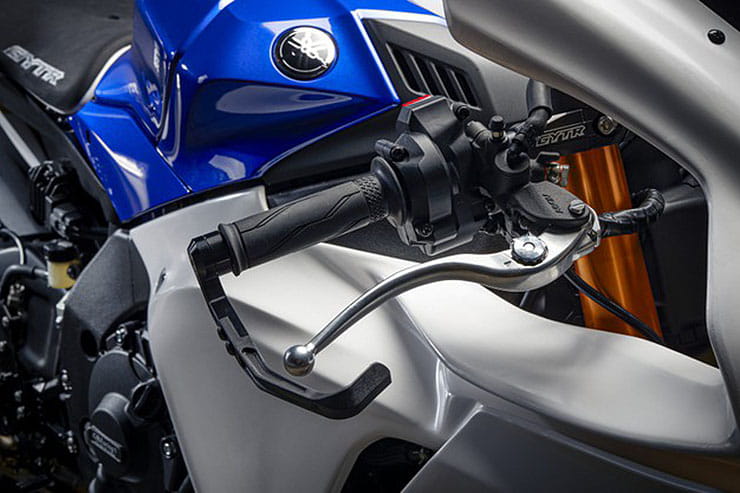 2023 Yamaha R1 GYTR track-only superbike targets racers_02