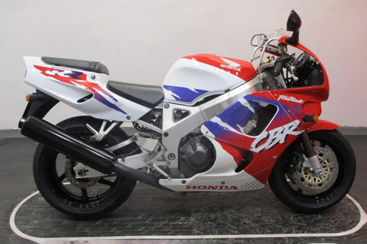 What 90s sportsbike for 5000 pounds_09