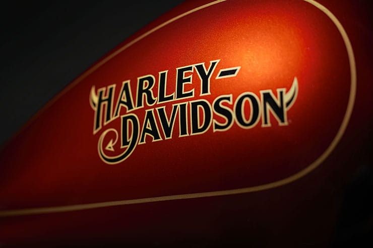 Harley-Davisdon Low Rider ST El Diablo Price Details Spec_15
