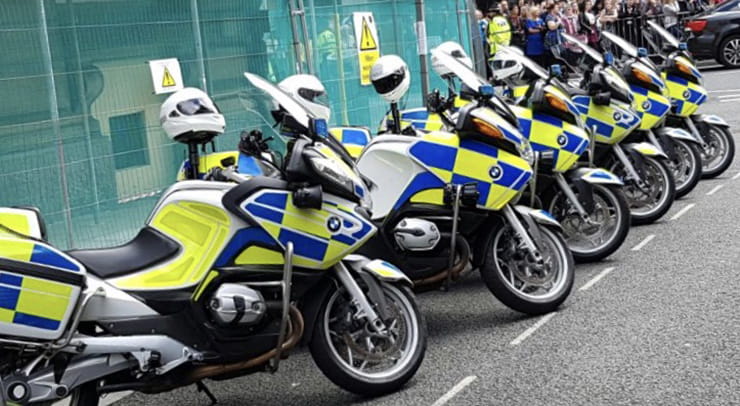 Queen police special escort group motorcycle_02
