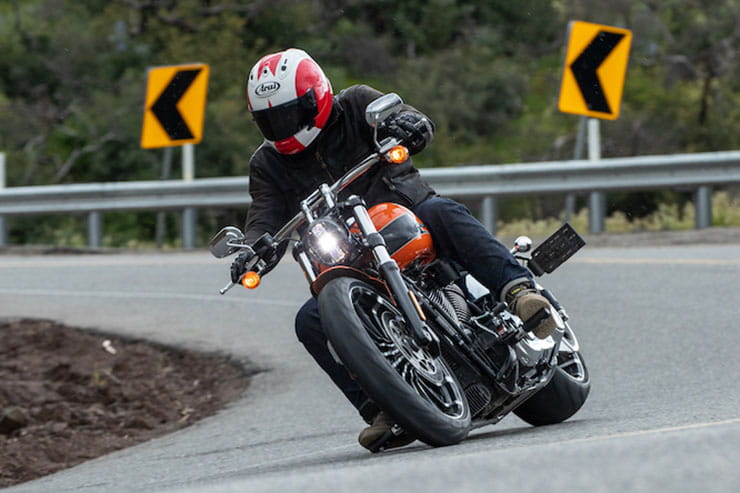 2023 Harley-Davidson Breakout 117 Review Details Price Spec_02