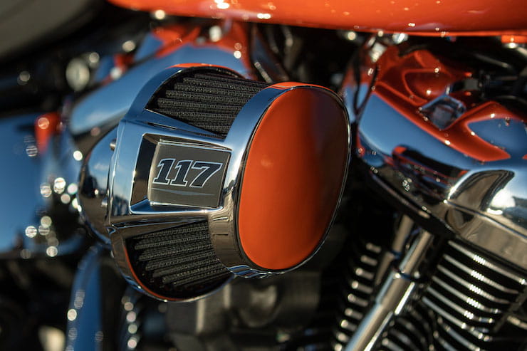 2023 Harley-Davidson Breakout 117 Review Details Price Spec_10
