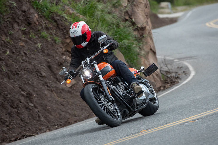2023 Harley-Davidson Breakout 117 Review Details Price Spec_12