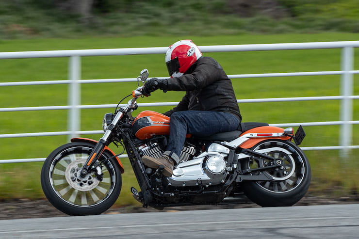 2023 Harley-Davidson Breakout 117 Review Details Price Spec_22