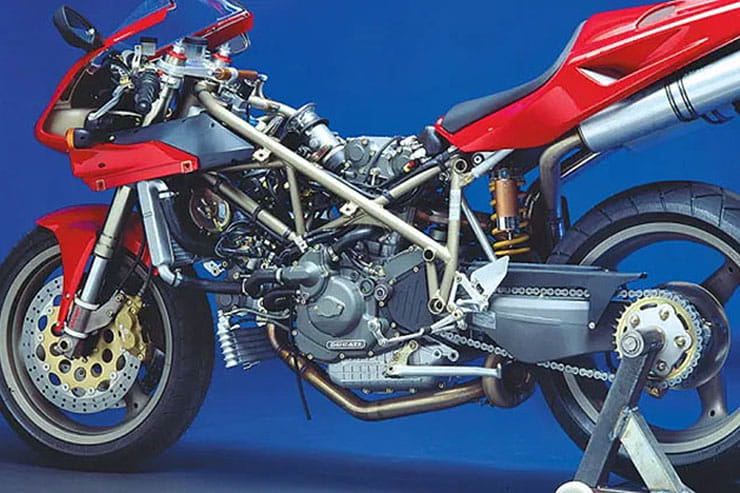 1994 Ducati 916 996 998 Review Used Price Spec_14