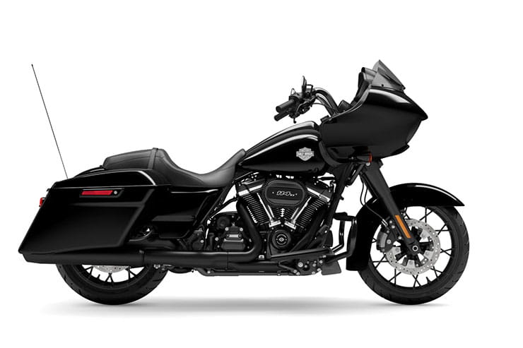 2023 Harley Davidson Road Glide Special Review Details Price Spec_02