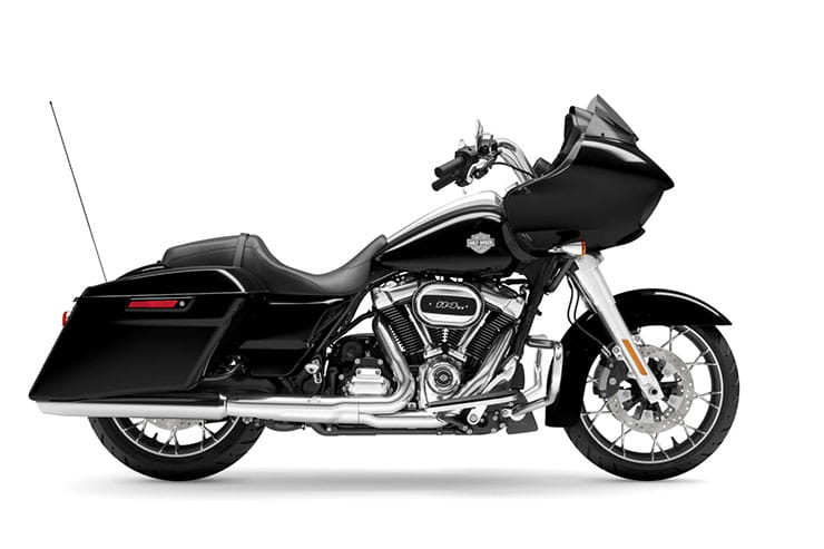 2023 Harley Davidson Road Glide Special Review Details Price Spec_03