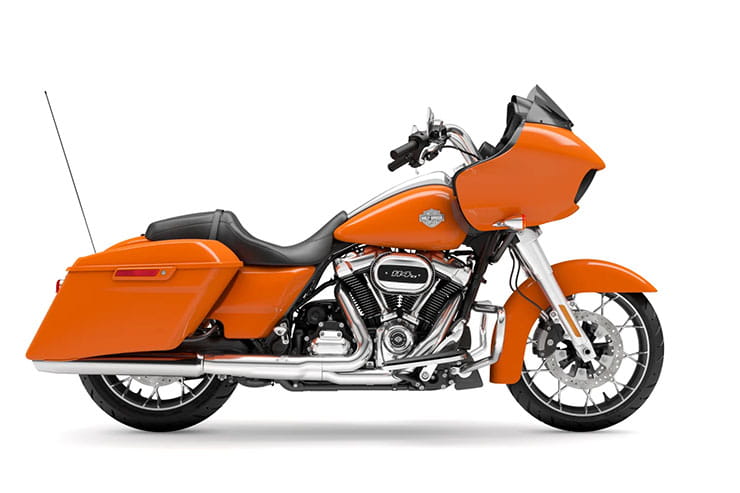 2023 Harley Davidson Road Glide Special Review Details Price Spec_04