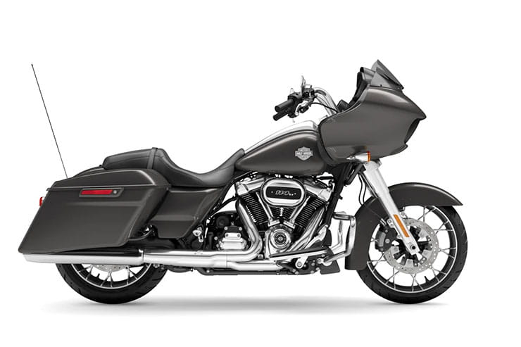 2023 Harley Davidson Road Glide Special Review Details Price Spec_06
