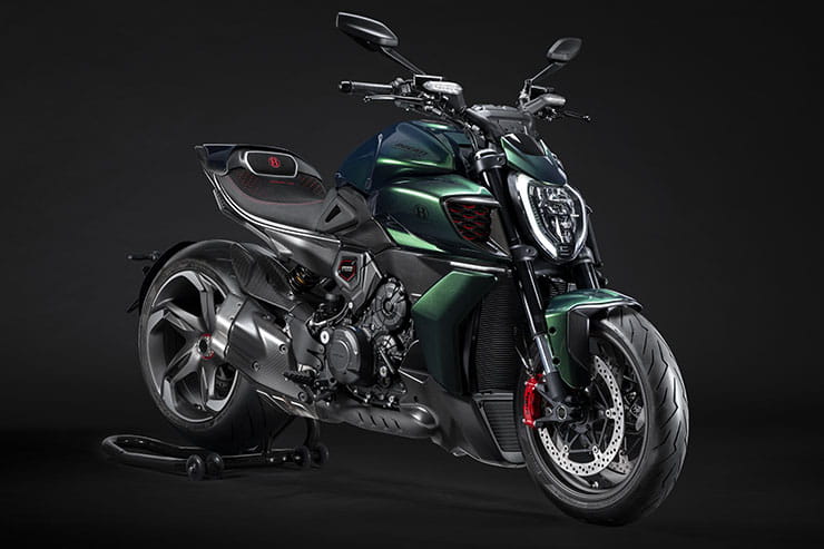 Ducati and Bentley join forces for limited-edition Diavel V4_01