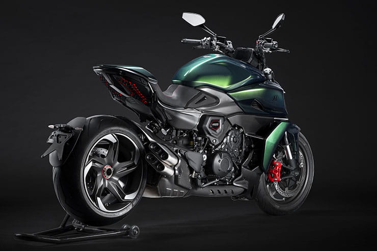Ducati and Bentley join forces for limited-edition Diavel V4_03