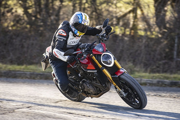 2023 Ducati Monster SP Review Price Spec_25