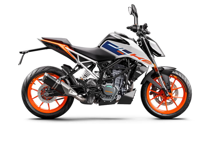 Best top ten 125cc motorbikes 2023 details price spec_07