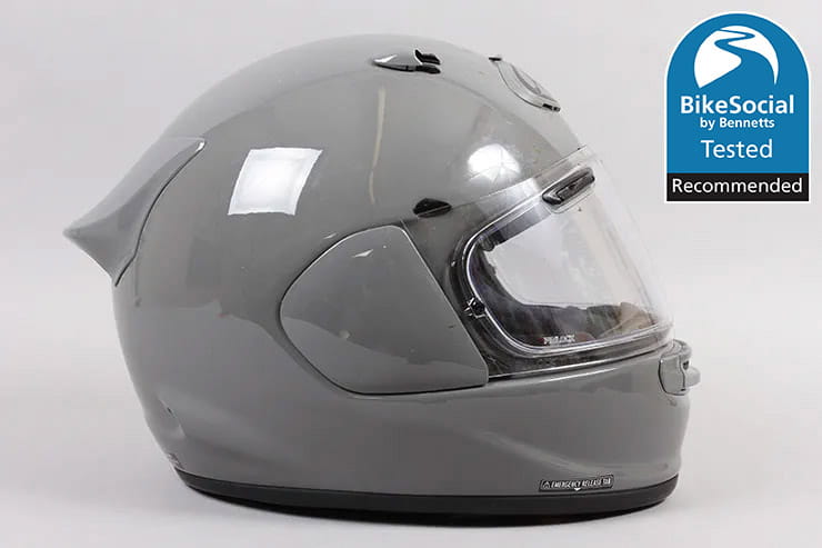 Best motorcycle helmet_12a