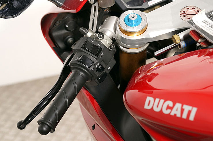 Ducati 1198 S Review Used Price Spec_13
