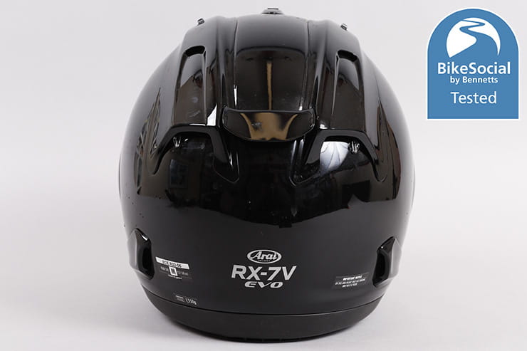 Arai RX-7V Evo ece 22 06 helmet review_05