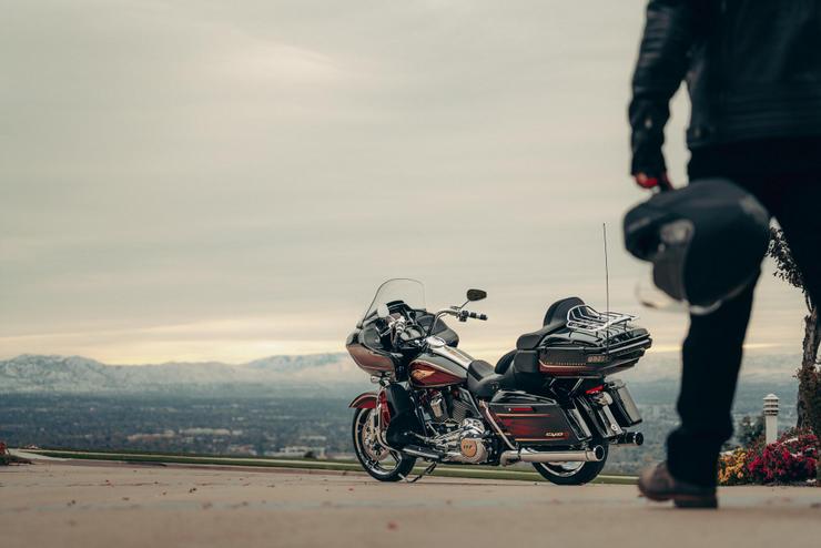 Harley-Davidson celebrates 120 years with seven Anniversary Models_04