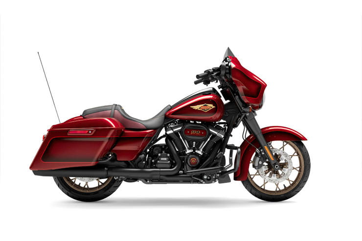 Harley-Davidson celebrates 120 years with seven Anniversary Models_09