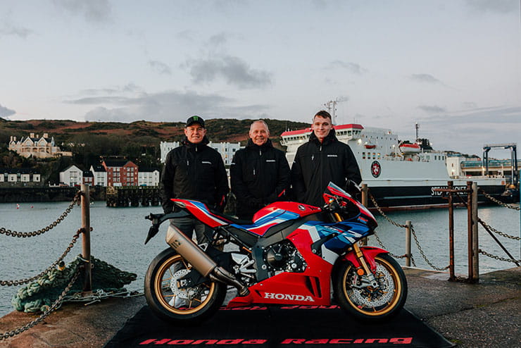 John McGuinness joined by Nathan Harrison at Honda Racing for 2023 Roads campaign_03