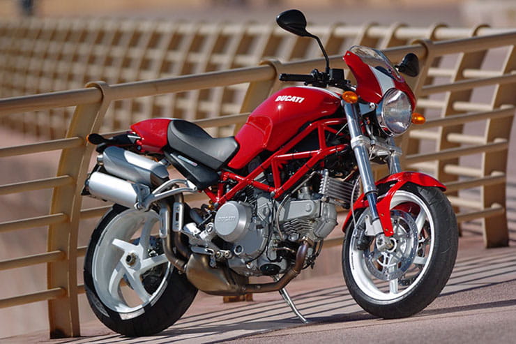 2005 Ducati Monster S2R Review Used Price Spec_09