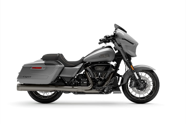 2023 Harley-Davidson CVO Street Glide Review Price Spec_05