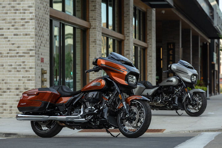 2023 Harley-Davidson CVO Street Glide Review Price Spec_25