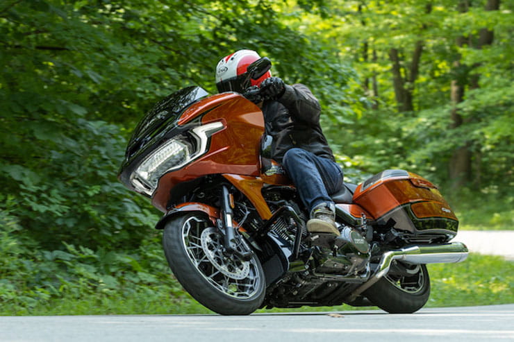 2023 Harley-Davidson CVO Roadglide 2023 Review Price Spec_02