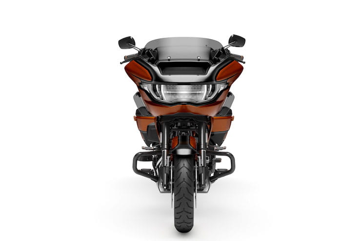 2023 Harley-Davidson CVO Roadglide 2023 Review Price Spec_05