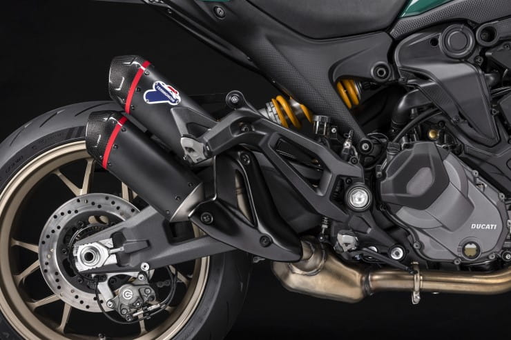 2024 Ducati Monster 30 Anniversario Review Price Spec_07