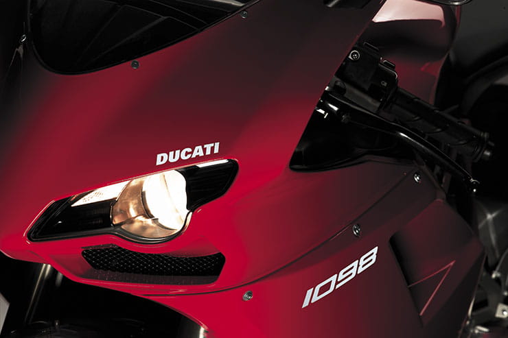 2007 Ducati 1098 1098S Review Used Price Spec_10