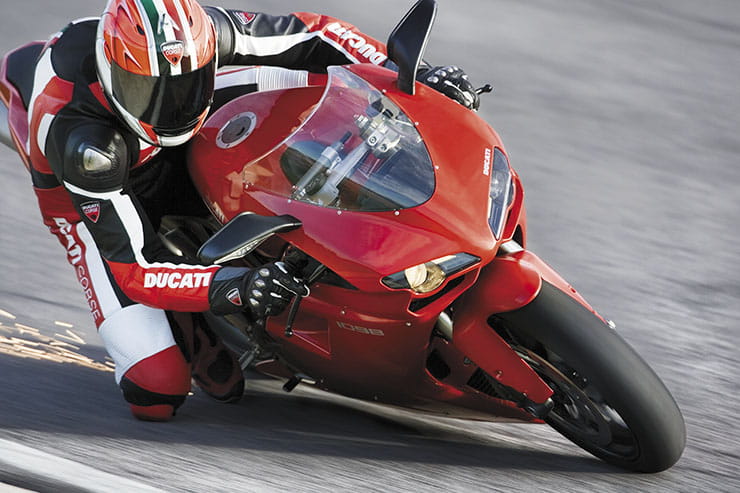 2007 Ducati 1098 1098S Review Used Price Spec_28