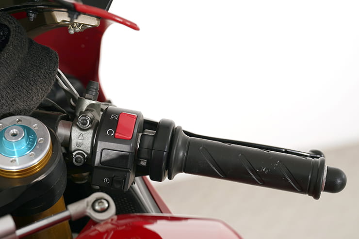 2007 Ducati 1098 1098S Review Used Price Spec_54