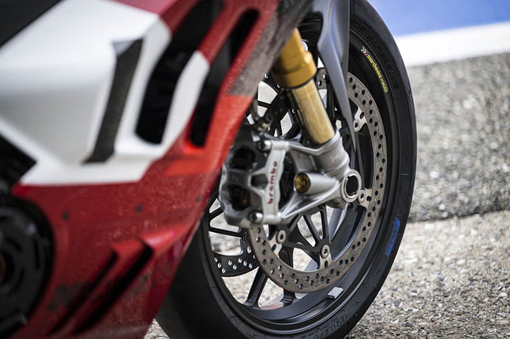 2023 Ducati Panigale V4R Review Price Spec_10