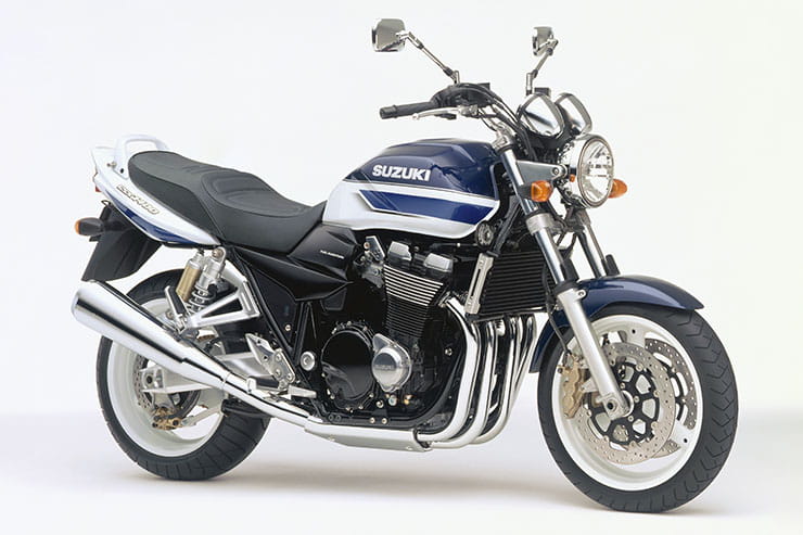 2002 Suzuki GSX1400 Review Used Price Spec_01