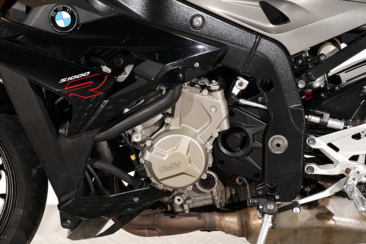 2014 BMW S 1000 R Review Used Price_17