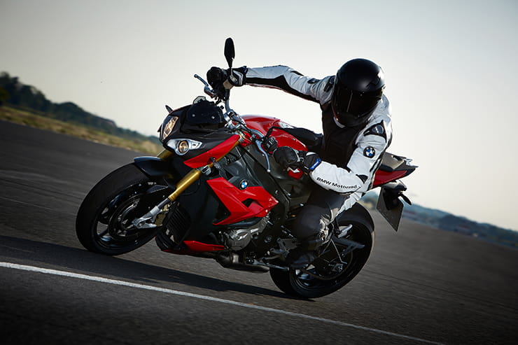 2014 BMW S 1000 R Review Used Price_22