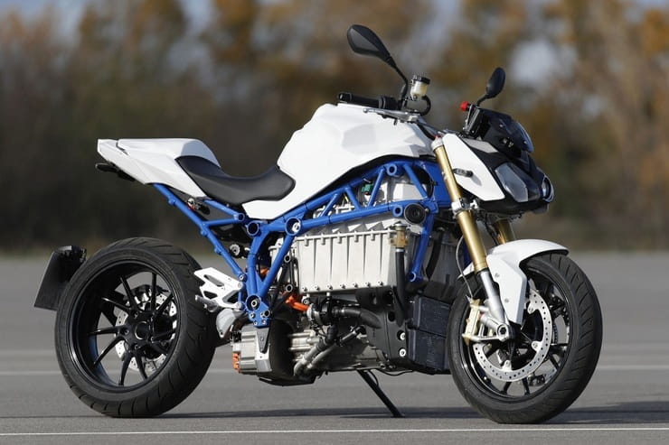 BMWs electric G310R project gathers pace_02