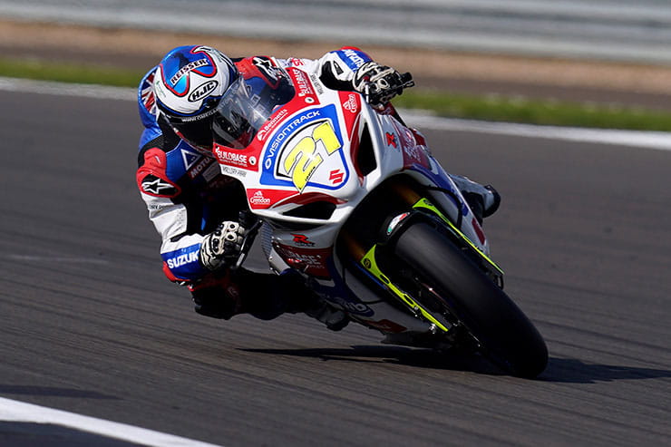 Iddon praises Oxford Products Ducati over winter engine management work_01