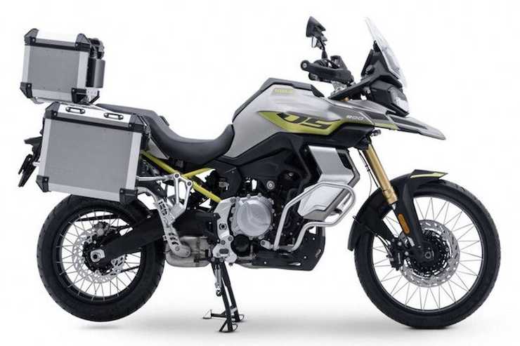 New motorcycles for 2023 adventure sports tourers_16